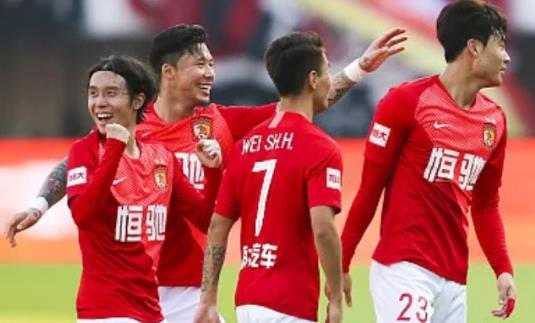 法甲马赛补时争议头球绝杀尼斯终结五连胜登顶引热议